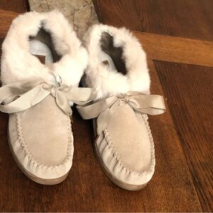 Tori Burch Aberdeen Suede Fur Lined Bow Slippers